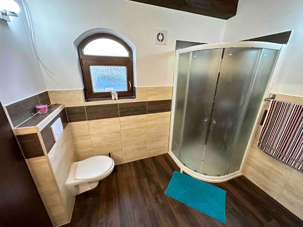 Penzion - Apartman Prestavlky Trsice ภายนอก รูปภาพ